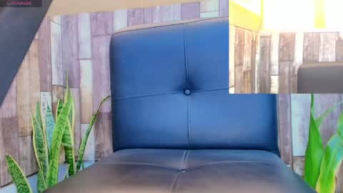 Snapshot of doll_lorenn26 chatting on May 27, 6:05 pm doll_lorenn26 online show from May 27, 6:05 pm