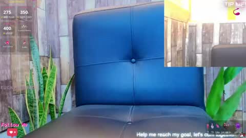 Snapshot of doll_lorenn26 chatting on July 17, 6:02 pm doll_lorenn26 online show from July 17, 6:02 pm
