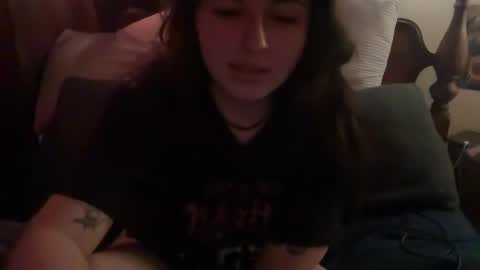 Snapshot of doll_lovely chatting on April 13, 5:35 am Doll online show from April 13, 5:35 am