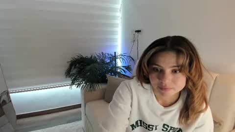 doll_oriana online show from July 24, 7:23 pm