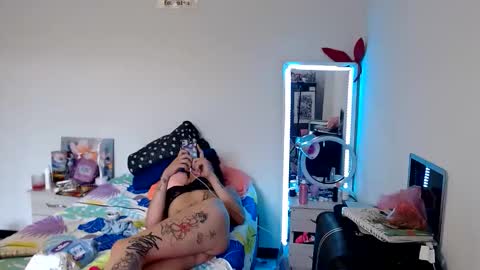 Catherine XXX online show from February 10, 5:06 pm