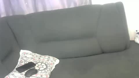 Snapshot of doll_starr chatting on February 4, 9:17 am doll_starr online show from February 4, 9:17 am