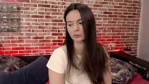 Snapshot of doll_tiffany chatting on November 23, 5:51 am Jade online show from November 23, 5:51 am