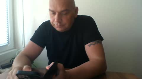 Snapshot of dollpetal chatting on July 1, 5:09 am dollpetal online show from July 1, 5:09 am