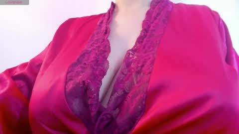 Call me Zoe  online show from April 27, 10:02 am
