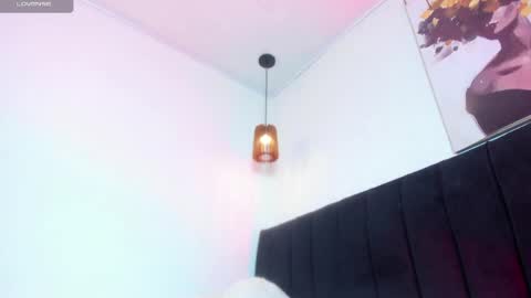 Snapshot of dolly_zoe chatting on May 15, 2:02 pm Call me Zoe online show from May 15, 2:02 pm