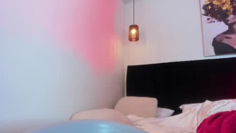 Call me Zoe  online show from July 9, 10:41 am