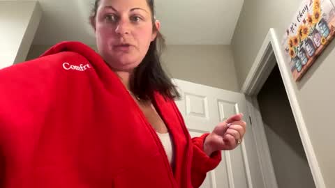 Dolly online show from March 3, 4:35 pm