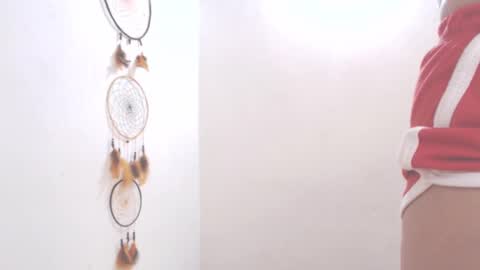 Snapshot of dollysweet666 chatting on February 27, 5:13 am dollysweet666 online show from February 27, 5:13 am