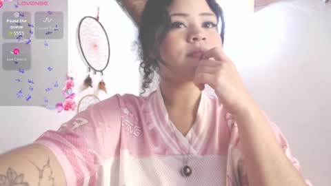 Snapshot of dollysweet666 chatting on September 24, 7:33 am dollysweet666 online show from September 24, 7:33 am