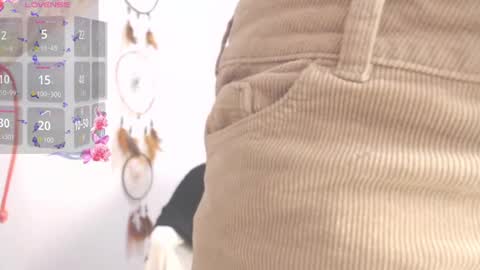 Snapshot of dollysweet666 chatting on October 4, 8:45 am dollysweet666 online show from October 4, 8:45 am