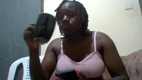 dollyvee online show from November 10, 12:59 pm