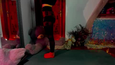 Dolores Sage online show from April 29, 4:33 pm