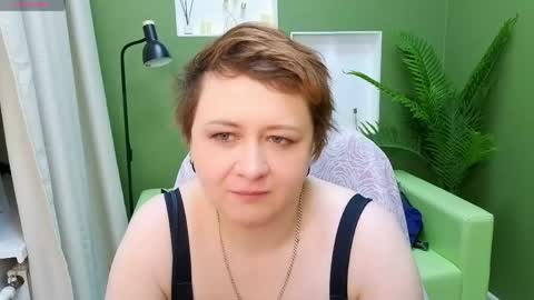 Snapshot of doloressea chatting on May 10, 5:34 am DoloresSea online show from May 10, 5:34 am
