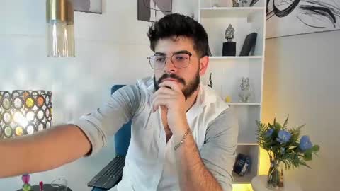 domboy  online show from June 12, 8:41 pm