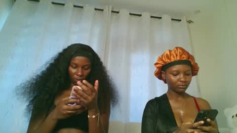 Amarie noels online show from January 19, 2:43 pm