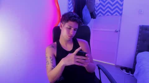 Snapshot of domi_master chatting on January 30, 2:16 am MASTER online show from January 30, 2:16 am