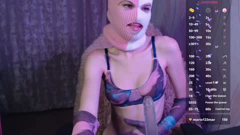Snapshot of domiiniicana chatting on December 7, 10:17 pm domiiniicana online show from December 7, 10:17 pm