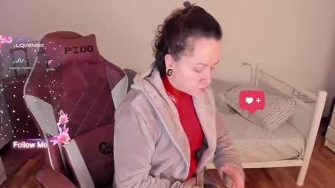 Snapshot of domina_deivis chatting on January 6, 7:12 am I WILL BE BACK ON WEDNESDAY DECEMBER 4 0100AM COLOMBIA TIME online show from January 6, 7:12 am