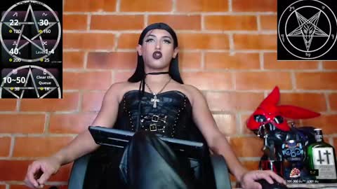 Snapshot of domina_lilith chatting on January 21, 3:15 am Lilith online show from January 21, 3:15 am