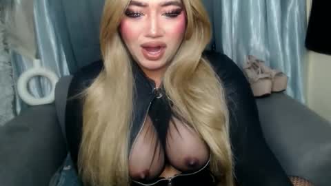 dominant10inchcock online show from November 28, 12:19 pm