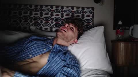 Alex...  online show from February 4, 11:16 pm