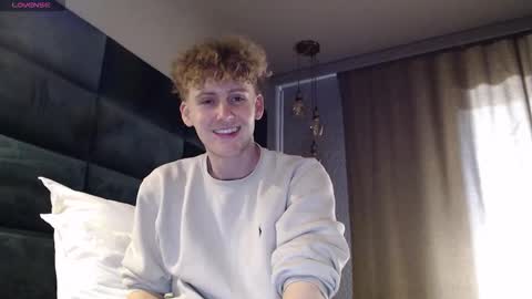 Alex...  online show from October 5, 1:53 pm