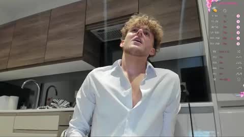 Alex...  online show from December 21, 9:33 pm