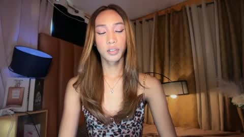 Wayne online show from June 18, 1:06 am
