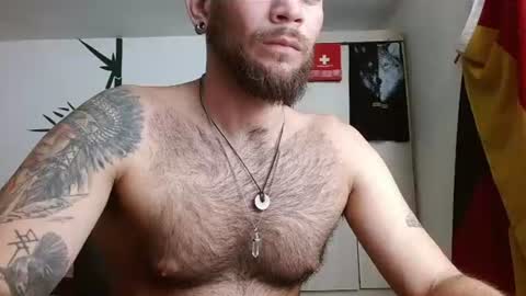 Logan - INDEPENDET MODEL online show from June 16, 7:27 pm