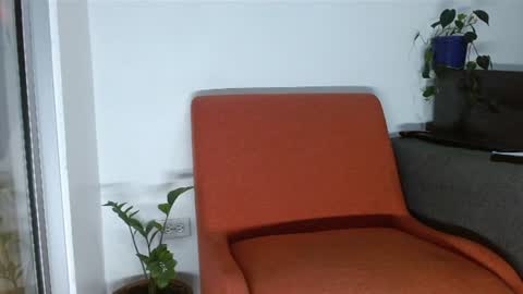 Logan - INDEPENDET MODEL online show from July 22, 1:30 am