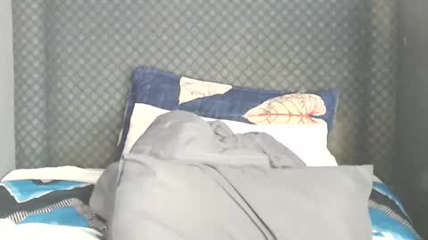 Snapshot of dominate_stud chatting on March 6, 12:01 pm dominate_stud online show from March 6, 12:01 pm