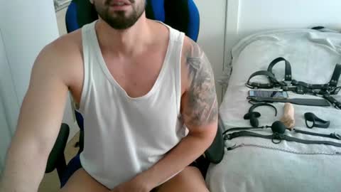 DominatedTitan online show from June 16, 7:11 am