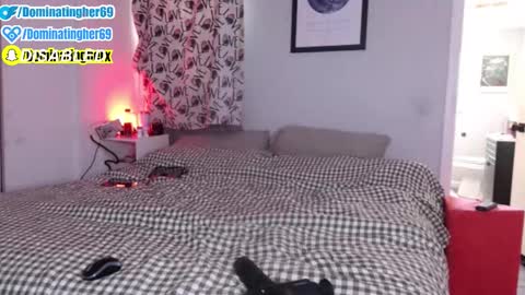dominatingher69 online show from March 9, 8:35 pm