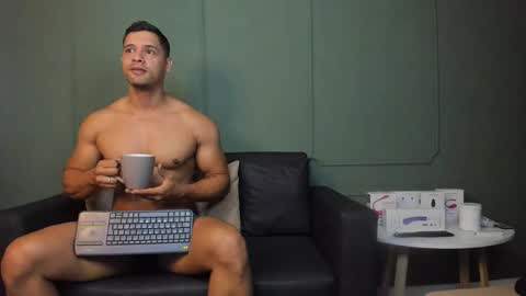 Dominc berry online show from March 6, 12:01 pm