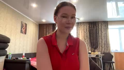 Olivia online show from November 18, 4:28 am