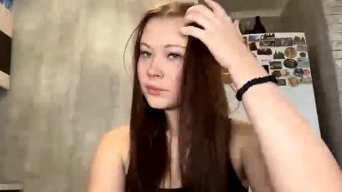 Olivia online show from November 29, 3:31 am