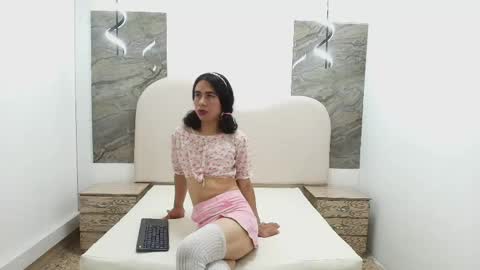 Dominic online show from April 21, 7:39 pm