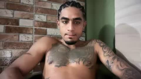 Snapshot of dominic_brand chatting on July 1, 11:48 pm Brandon online show from July 1, 11:48 pm