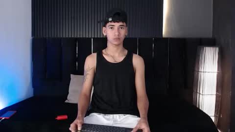 Dominic online show from March 13, 1:12 am