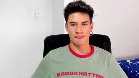 Snapshot of dominic_radccliffe chatting on December 1, 7:30 pm Your real love online show from December 1, 7:30 pm