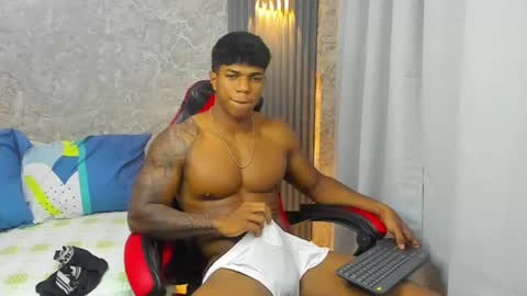 Snapshot of dominic_sg chatting on July 29, 4:10 am dominic_sg online show from July 29, 4:10 am