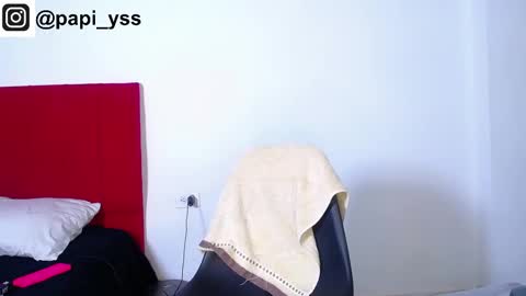 Snapshot of dominic_smith_ chatting on September 9, 6:40 pm dominic_smith_ online show from September 9, 6:40 pm