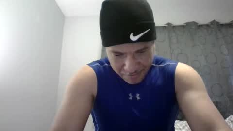 luis online show from January 23, 1:41 am