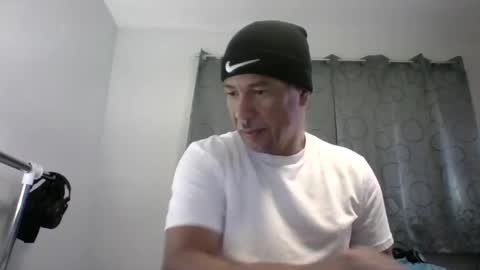 luis online show from September 28, 3:50 pm