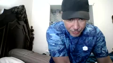 luis online show from June 25, 8:57 pm
