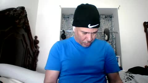 luis online show from July 19, 4:16 am