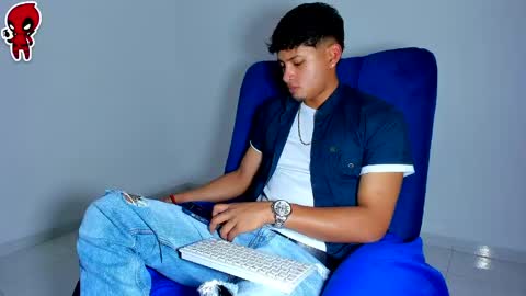  Dominic  online show from May 16, 3:36 am
