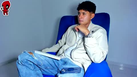  Dominic  online show from May 20, 2:29 am