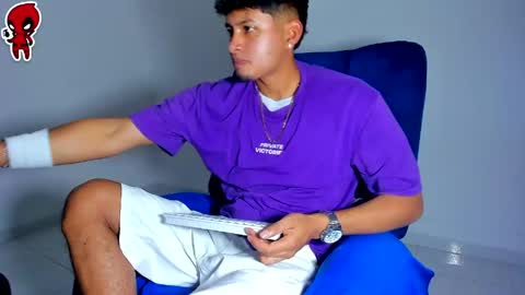  Dominic  online show from May 27, 1:57 am